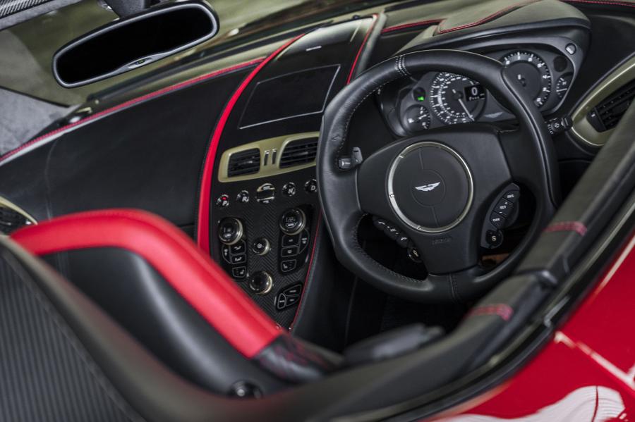  Aston Martin Vanquish Zagato Speedster 2018 года  (UK) (фото 9 из 52)
